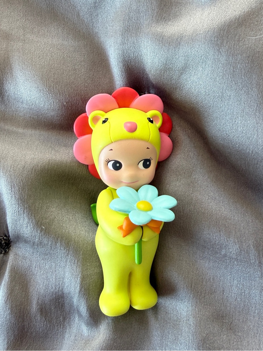 Authentic Sonny Angel Lime Green Flower from Flower Gift Series